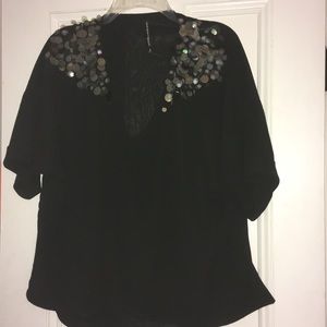 EUC Black dolman SS top w beautiful beading